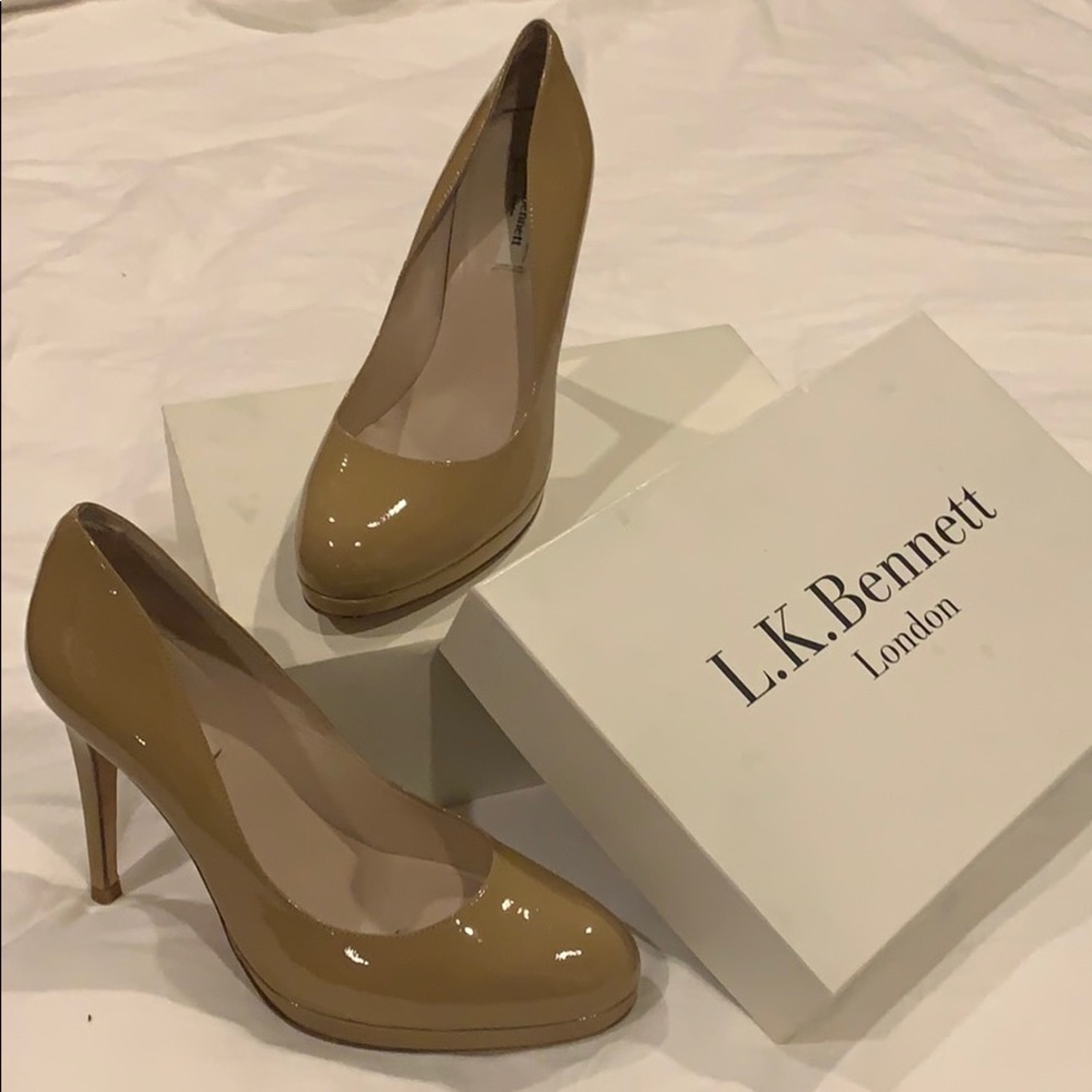 LK Bennett Sledge Nude Patent Pump